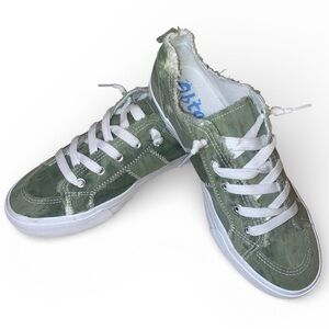 OBTAOM Canvas Patchwork Tie-Dyed Slip On Low Top Sneakers in GRN/WHT Size 7